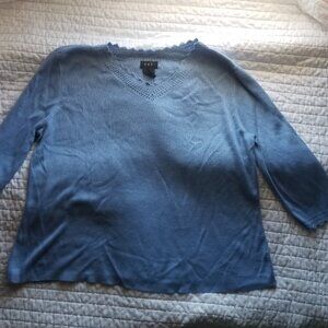 blue acrylic 3/4 sleeve blouse with lacy knitted collar